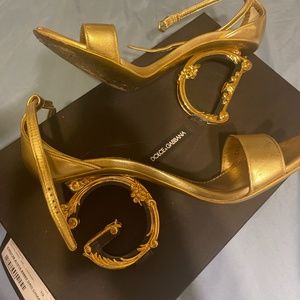 DOLCE & GABBANA HEELS